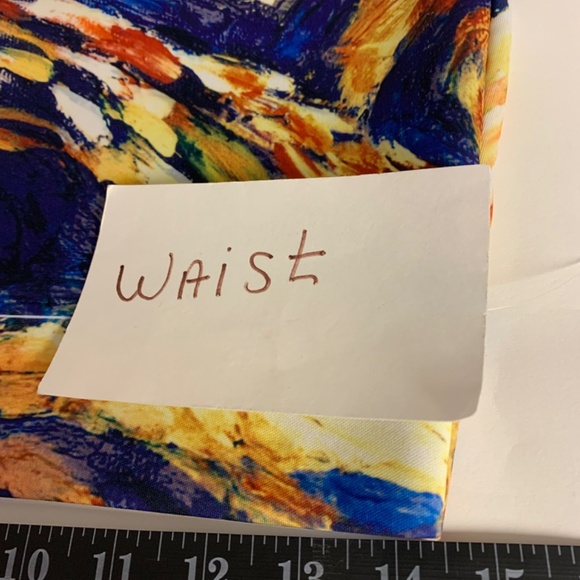 Dr Who xHer Universe SZ M mini funky quirky artsy pencil Van Gogh - Picture 5 of 6